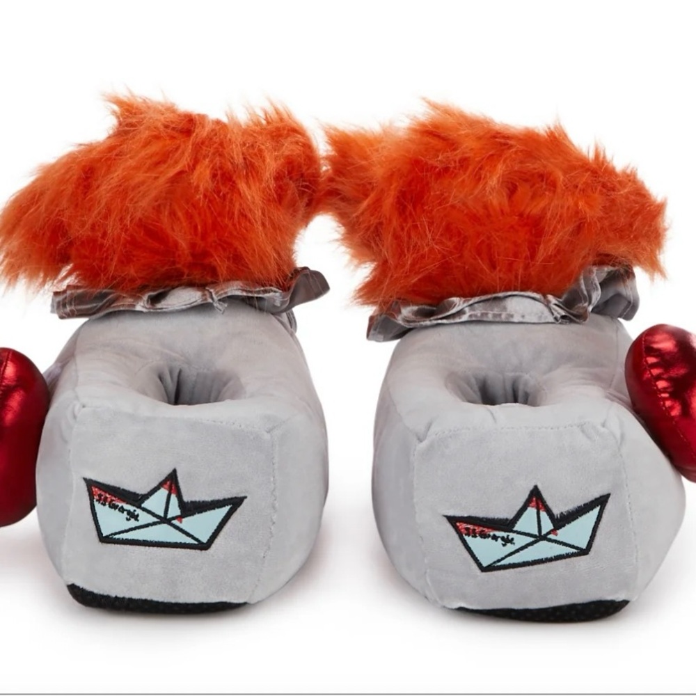 Pennywise Clown Slippers - Picture 4 of 4